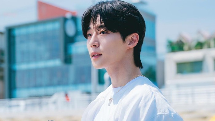 5 Drakor yang Dibintangi Bae In Hyuk sebagai Pemeran Utama Selain Our Universe