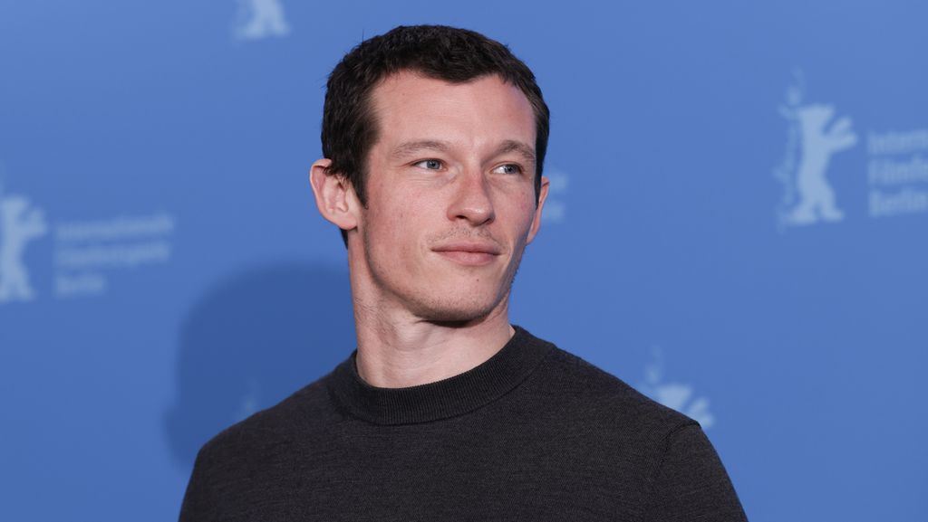 Callum Turner Respons Rumor Jadi The Next James Bond