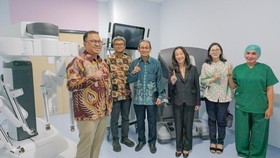 Eka Hospital MT Haryono Rilis Layanan Urologi Berbasis Robotik
