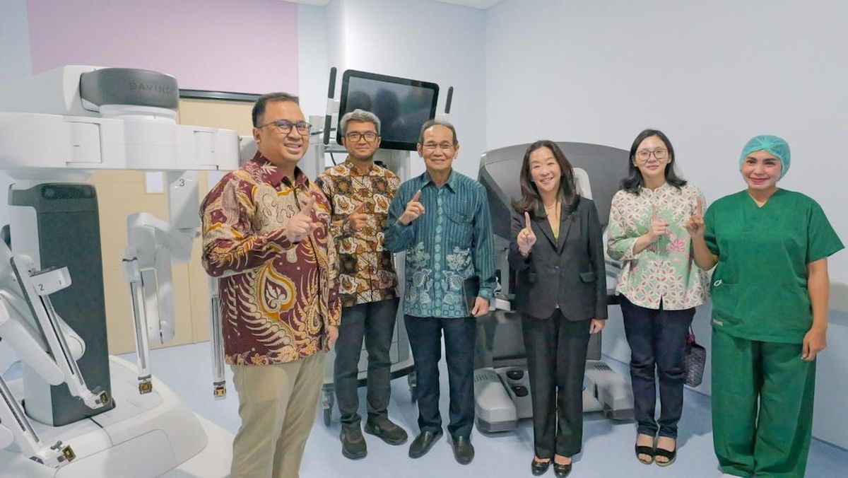 Eka Hospital MT Haryono Rilis Layanan Urologi Berbasis Robotik