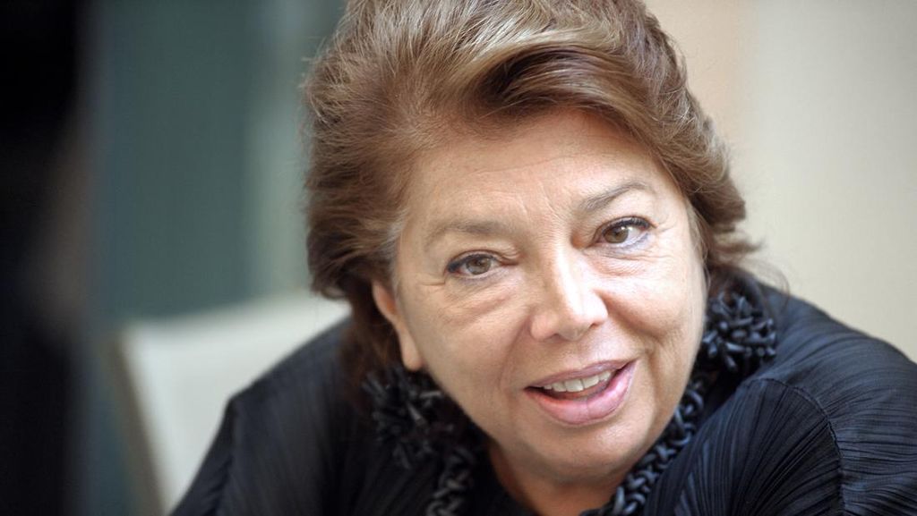 Diplomat Perempuan Pertama Palestina Meninggal Dunia di Prancis