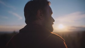 Review Film: Train Dreams