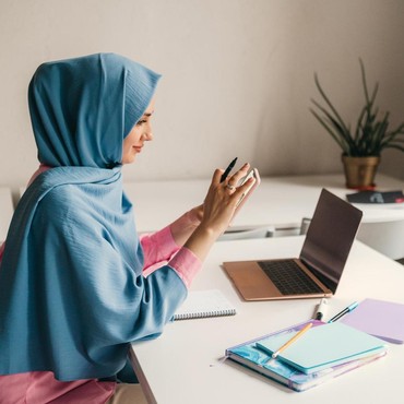 Bacaan Doa Sebelum dan Sesudah Bekerja, Agar Rezeki Lancar dan Berkah