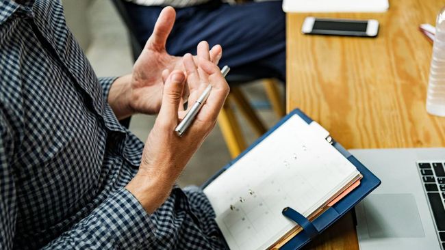 7 Amalan Pembuka Pintu Rezeki Menurut Al-Qur’an dan Sunnah