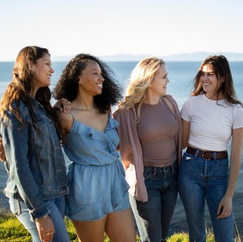 3 Tanda Kamu Dikelilingi Orang yang Benar-Benar Baik Hati