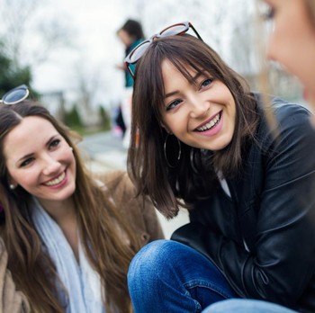 5 Tipe MBTI yang Paling Rela Berkorban untuk Orang Lain