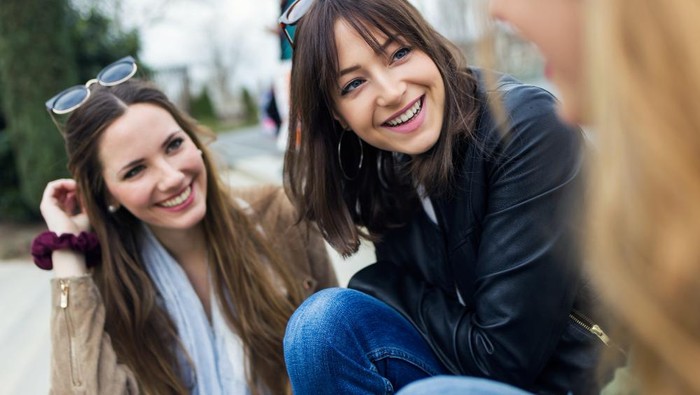 5 Tipe MBTI yang Paling Rela Berkorban untuk Orang Lain