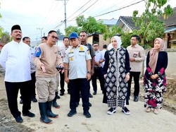 Tito Karnavian Cek Progres Pembersihan Lumpur di Permukiman Aceh Tamiang