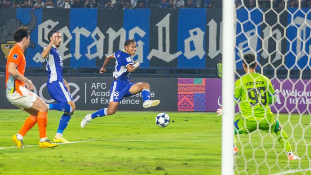 Pelatih Ratchaburi Ungkap Penyebab Kekalahan dari Persib