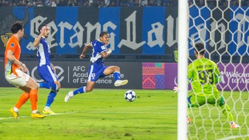 Kabar Sport CNN Terbaru : Sudah Kena Denda Rp500 Juta, Persib Bisa Dapat Sanksi Lagi dari AFC?