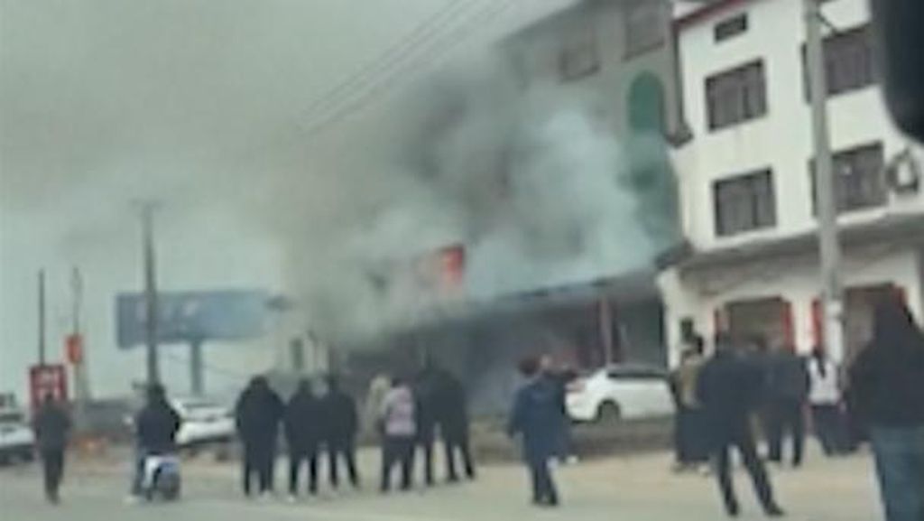 Toko Kembang Api di China Meledak, 12 Orang Tewas