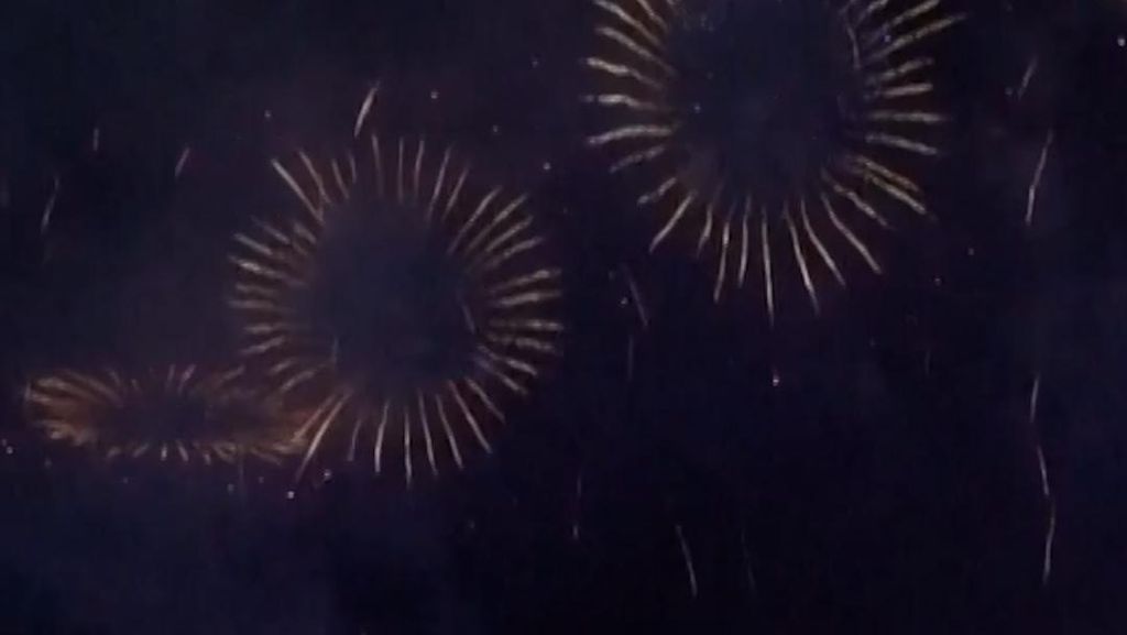 31 Ribu Kembang Api Hiasi Langit Hong Kong dalam Perayaan Tahun Kuda