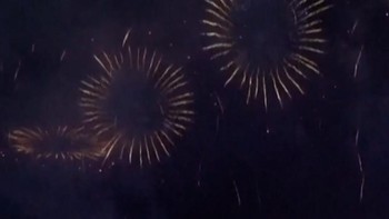 31 Ribu Kembang Api Hiasi Langit Hong Kong dalam Perayaan Tahun Kuda