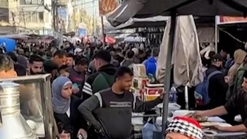 Pasar di Gaza Penuh Pembeli di Hari Pertama Ramadan