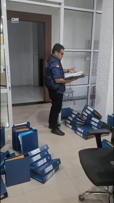 Momen Kejagung Geledah Rumah dan Kantor Kasus Korupsi POME