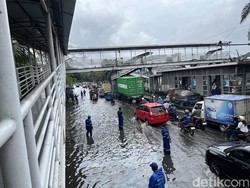 Jalan Daan Mogot Jakbar Banjir, Lalin Macet