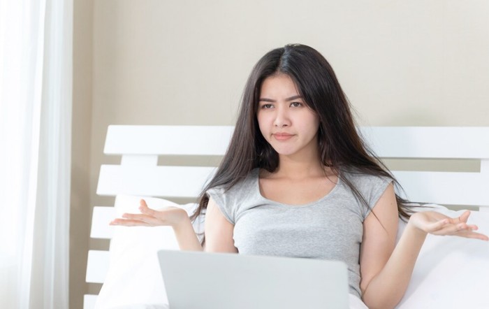 Tanda kecerdasan orang yang lupa menyimpan kunci otaknya bisa multitasking. Otak mereka tidak berhenti berpikir/Foto: freepik.com/jcomp