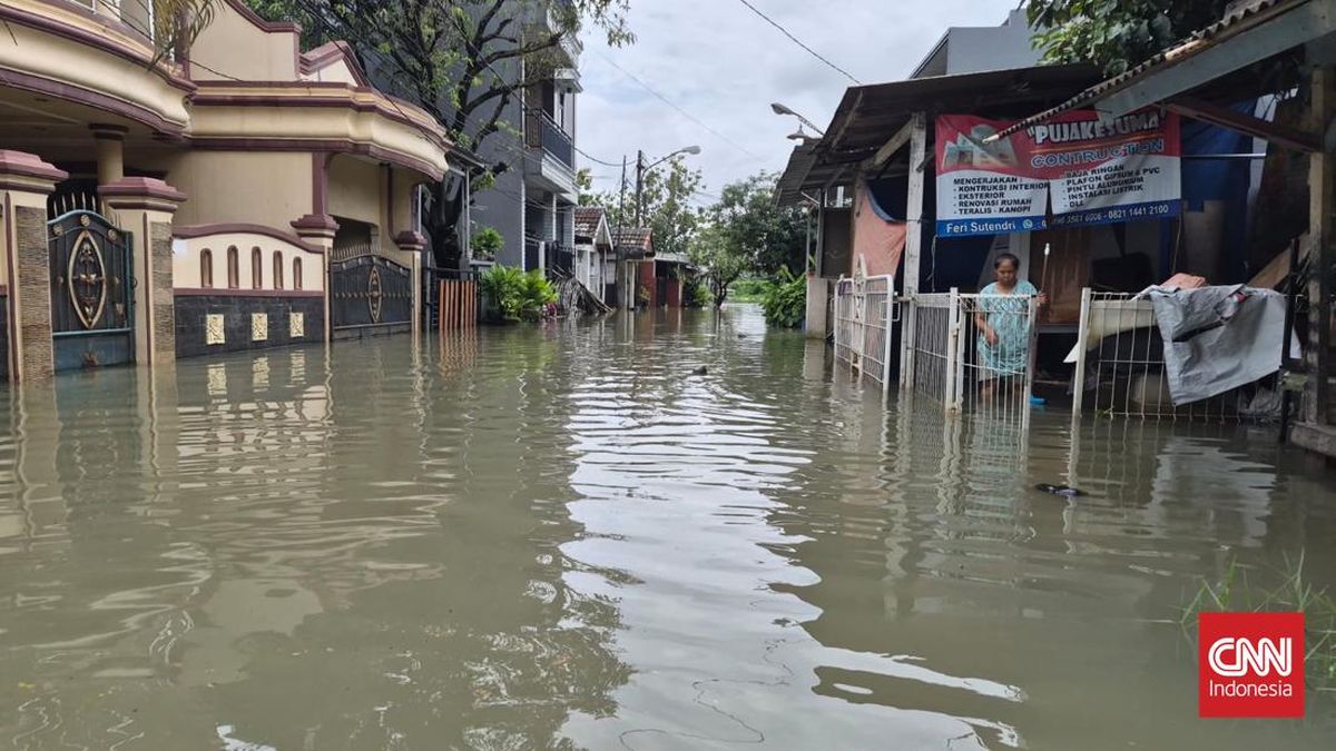 Hujan Semalaman, Villa Tomang Tangerang Banjir Hingga 1,2 Meter