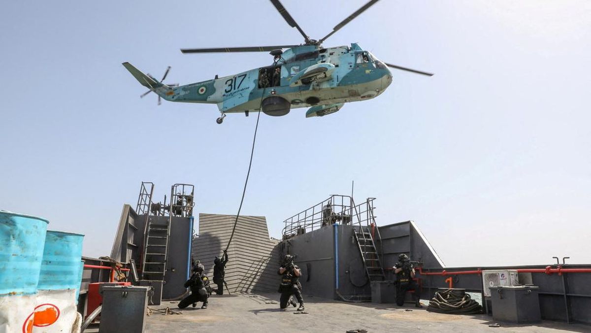 FOTO: Iran-Rusia Latihan Militer Gabungan