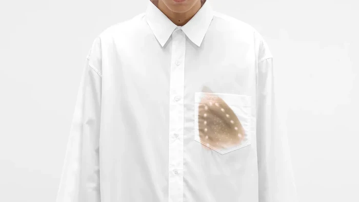 Kemeja dengan Cap Setrika Gosong Kini Jadi Baju Mewah, Kok Bisa?