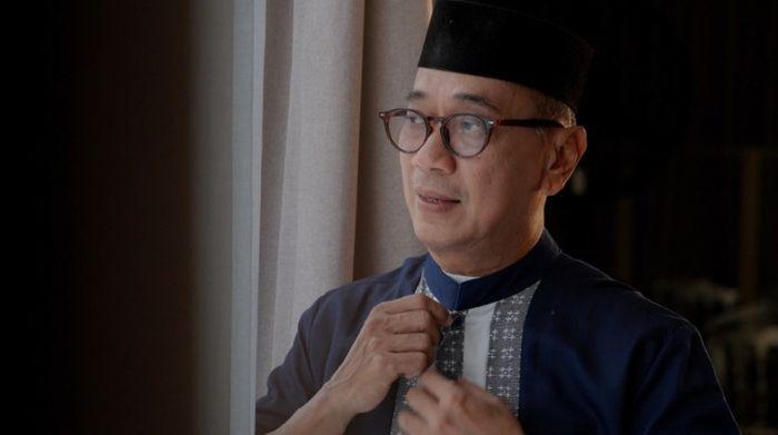 Lagu Hadirmu Ramadhan juga menjadi original song Yosman, setelah lagu 'Pesona' 'Terjalin Kembali dan Jangan Berkata Kata Cinta Dulu. Sebelumnya.