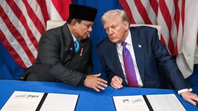 INDEF: Pajak Netflix Cs Rawan Batal, Deal RI-AS Tekan Media dan APBN