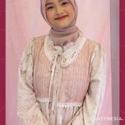 This or That Makeup Edition