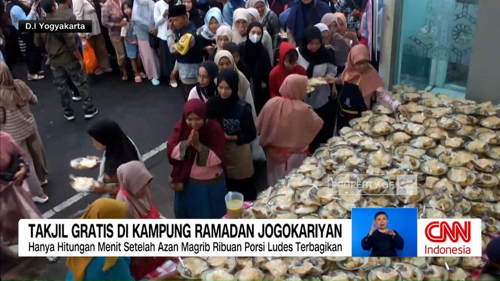 VIDEO: Takjil Gratis Ribuan Porsi di Kampung Ramadan Jogokariyan
