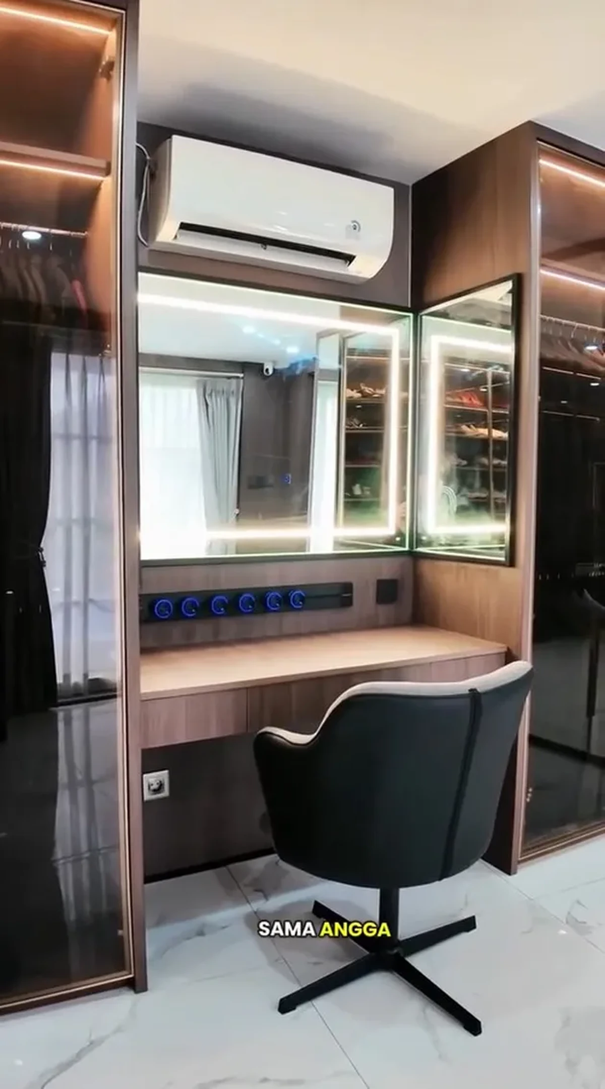 Wardrobe Shenina Cinnamon dan Angga Yunanda