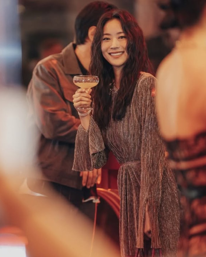 Aktris pendatang baru Lee Yi Dam baru saja menemukan karya representatif yang mampu melambungkan namanya yakni serial original terbaru 'The Art of Sarah' di mana perannya membawa dampak besar di kemunculan singkat./ Foto: instagram.com/netflixkr