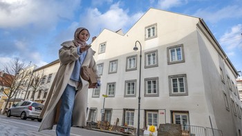 FOTO: Penampakan Rumah Masa Kecil Hitler di Austria Jadi Kantor Polisi