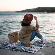 Sering Jadi Pelarian 9-to-5, Inilah 6 Fakta Tren Micro-Retirement yang Populer di Kalangan Gen Z