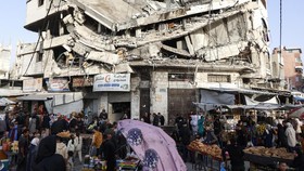 FOTO: Hiruk Pikuk Pasar Al-Zawiya di Gaza saat Ramadan