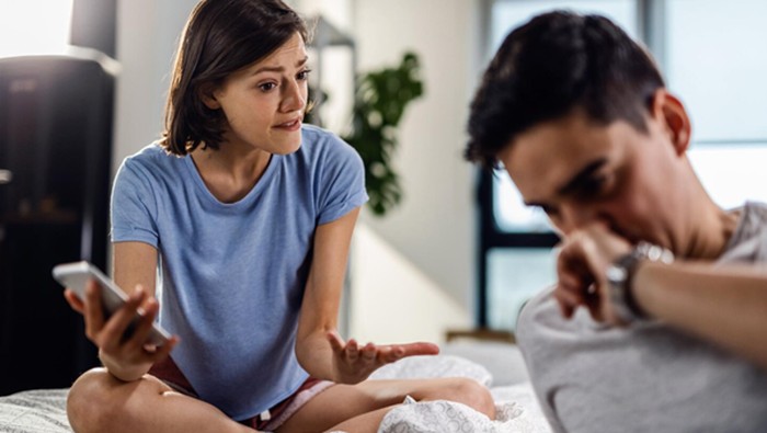 7 Cara Menyembuhkan Trauma Akibat Diselingkuhi Pasangan