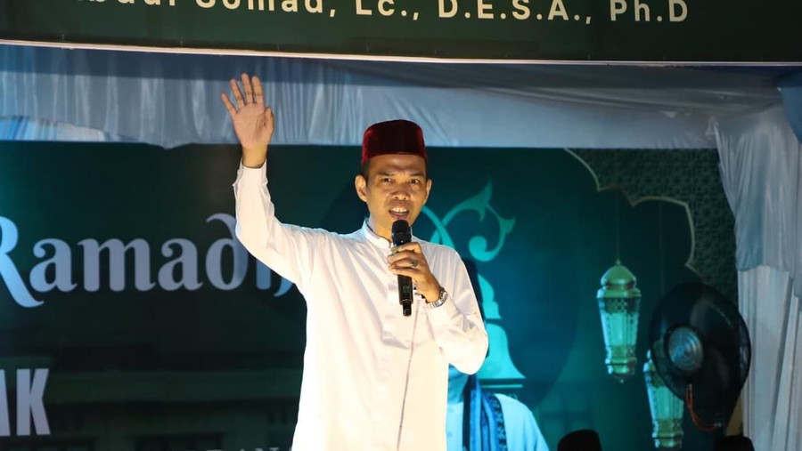 Kapolda Riau Irjen Pol Herry Heryawan menghadiri tabligh akbar UAS di Polres Siak&period;