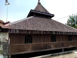 Masjid Kuno Bondan: Pusat Dakwah Syekh Dzatul Kahfi Sejak 1414