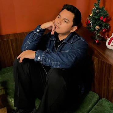 Penjual Gorengan dengan Omzet Rp50 Juta Cari Jodoh di 'Peek Me'