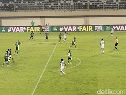 Hasil Championship: Libas Persipura 2-0, PSS SLeman Dingin di Puncak