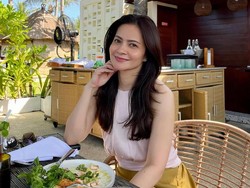 Keseruan Cut Tari Jadi Ibu Rumah Tangga: Lebih Sibuk dari Entertainment