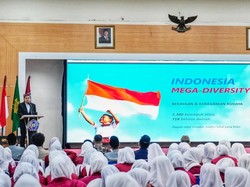 Stadium Generale UMSURA, Menbud Ungkap Kekayaan Kebudayaan Nusantara