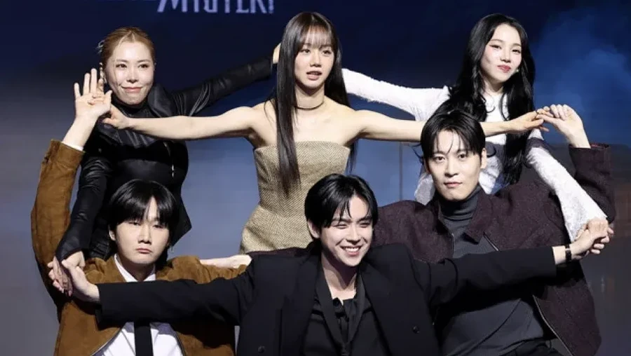 Momen Kim Do Hoon dan Karina di jumpa pers Agents of Mystery