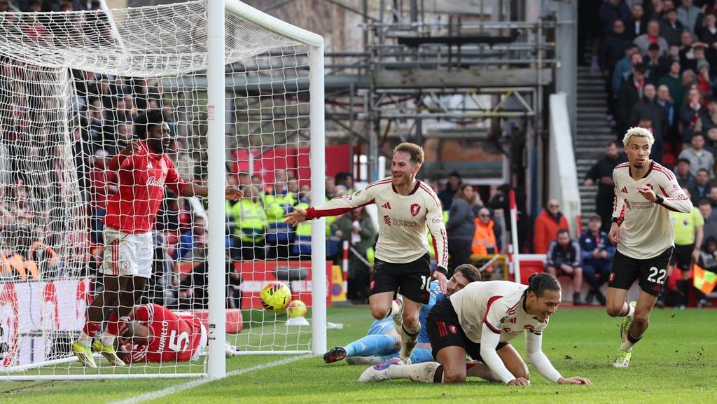 Hasil Liga Inggris: Liverpool Menang Dramatis atas Nottingham Forest
