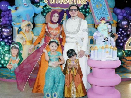 5 Potret Ameena Anak Aurel & Atta Ultah, Keluarga Halilintar hingga KD Kompak Hadir