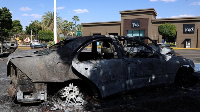 Meksiko membara usai gembong narkoba Nemesio Oseguera atau 'El Mencho' tewas dalam operasi militer, Minggu (22/2).