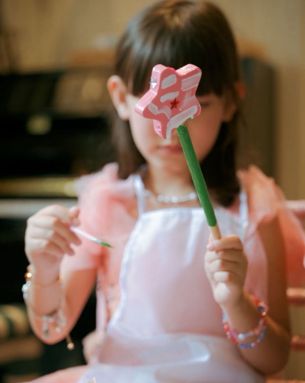 Momen Ultah ke-7 Zalina Anak Raisa Bertema Wicked