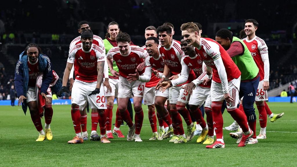 Arsenal Perkasa di Jadwal Neraka, Masih Aman dari Kejaran Man City