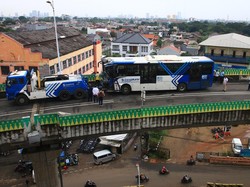 Video Pramono: Pengobatan Korban Adu Banteng di Jalur Langit Koridor 13 Ditanggung TransJakarta
