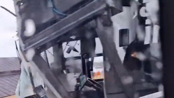 Penampakan Transjakarta Ringsek Parah Usai Tabrakan di 'Jalur Langit'