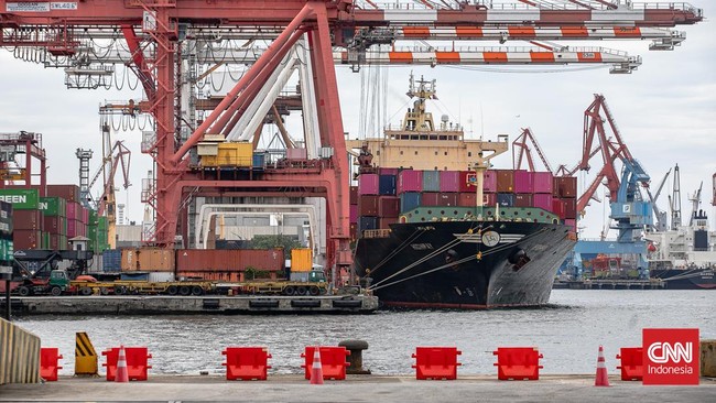 Mendag mengaku menerima keluhan dari pengusaha terkait kenaikan biaya logistik akibat lonjakan harga minyak dunia buntut perang di Timur Tengah.