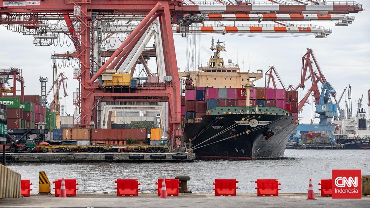 Pengusaha TeriakBiaya Logistik Melejit Gara-gara Harga Minyak Naik